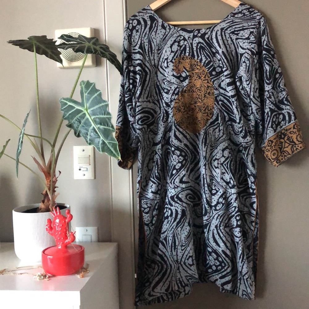 Batik Tunic - Picture 3 of 3
